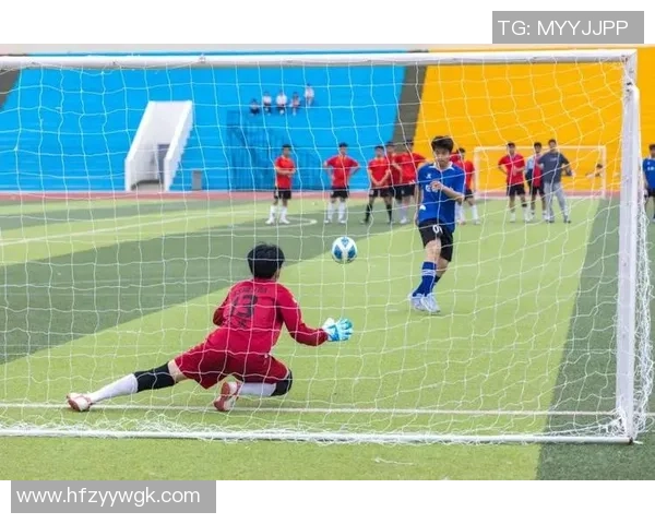 追梦绿茵场荣耀时刻足球夺冠背后的奋斗与团结故事 追梦绿茵场荣耀时刻足球夺冠背后的奋斗与团结故事